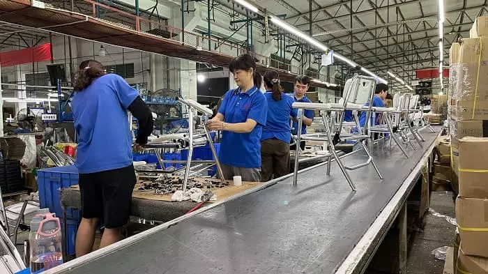 உங்கள் வணிகத்திற்கான சிறந்த ரோலிங் ஷவர் கமோட் நாற்காலியை எவ்வாறு தேர்வு செய்வது?